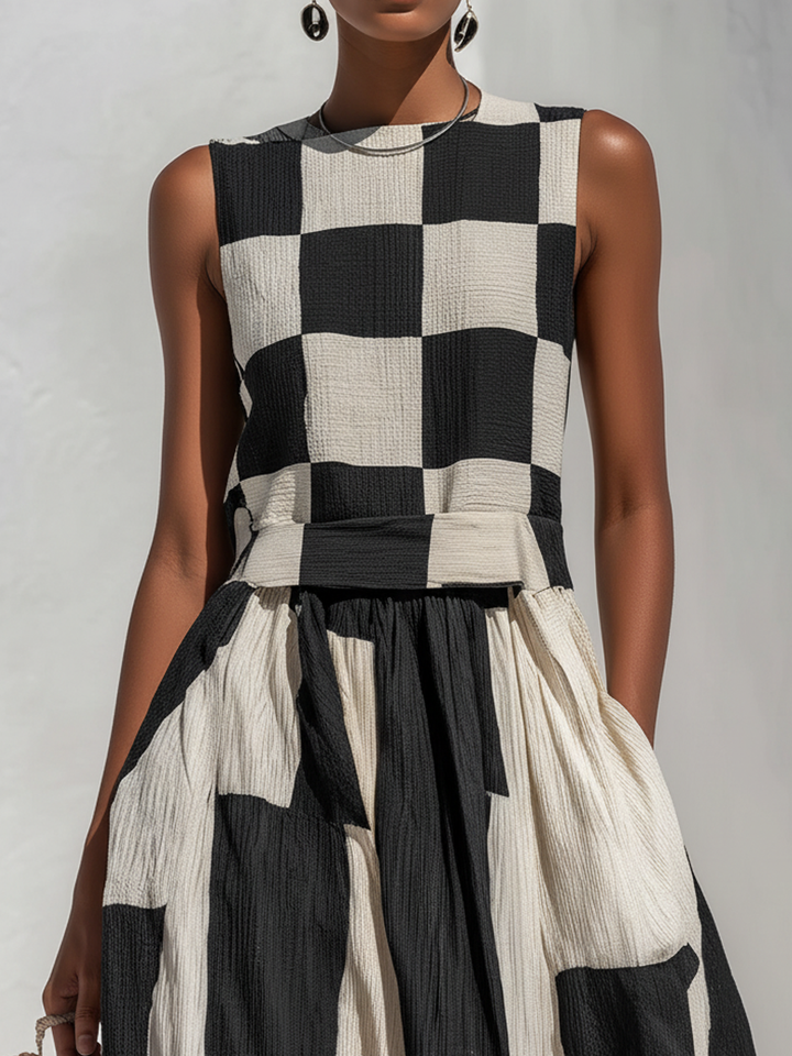 Casual &amp; Stylish Cotton-Linen Blend With Plaid And Stripe Paneling Sleeveless Maxi Dress